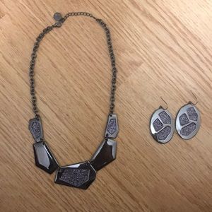 Necklace and earring set